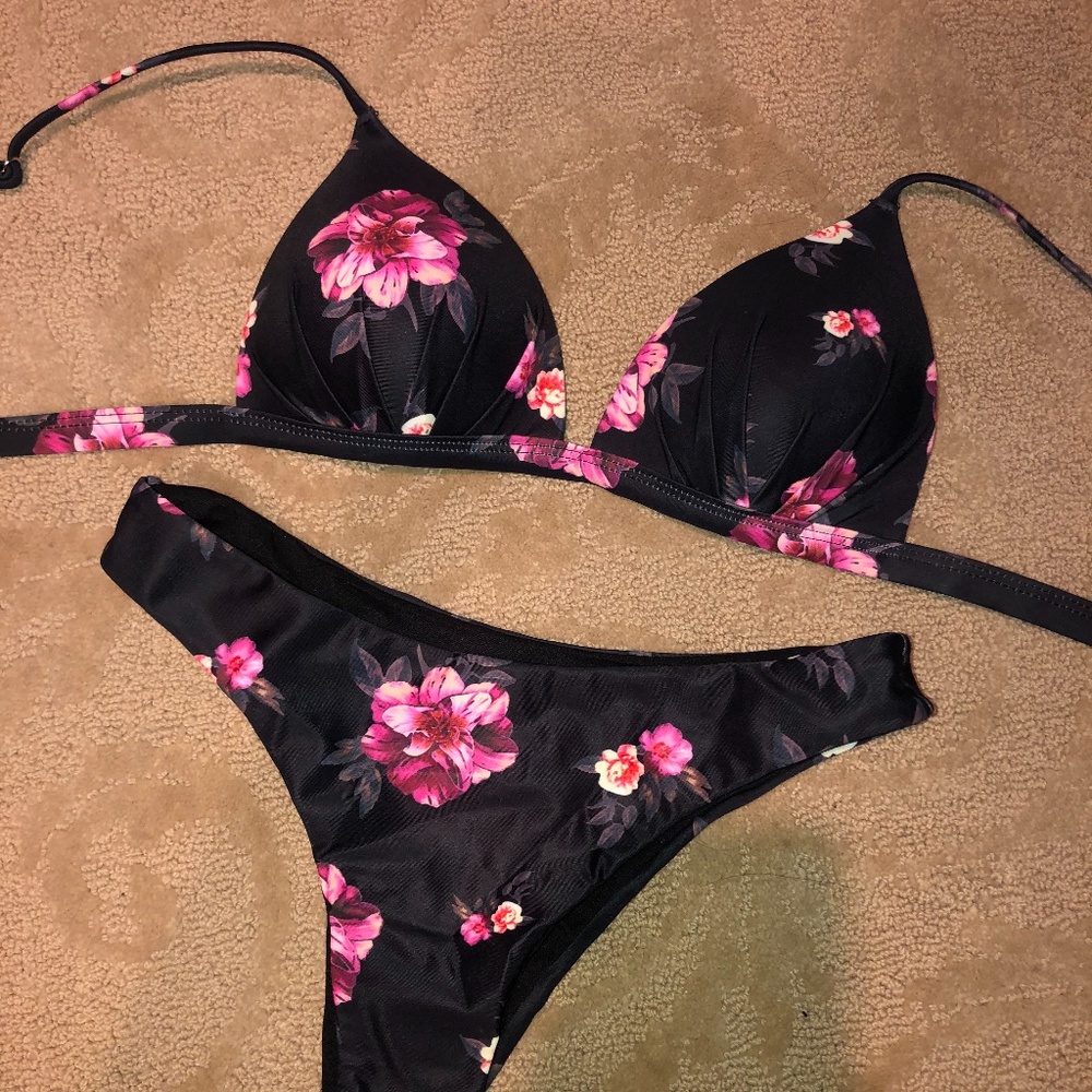 NEW SHEin Black Floral Triangle Bikini Swimsuit